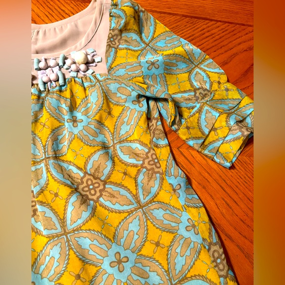 Chic print Mini Dress in Green and Yellow size medium - Picture 2 of 8